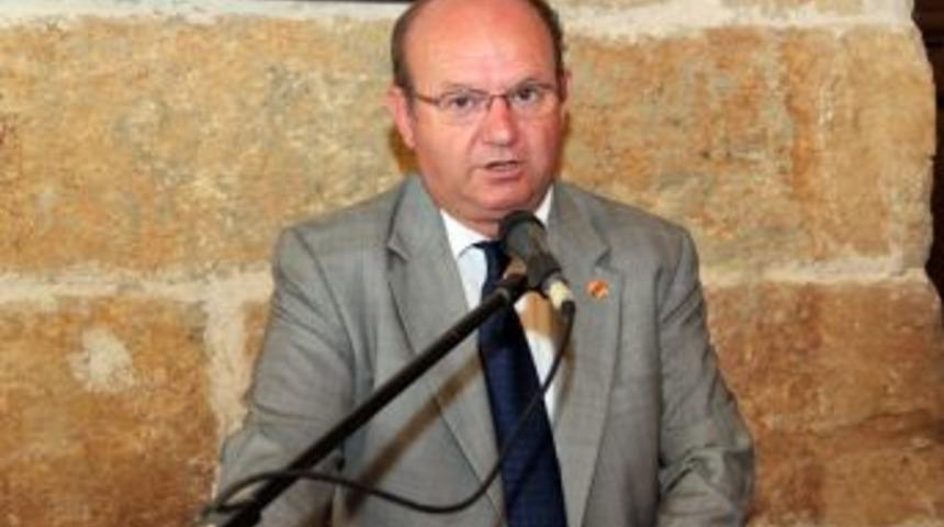 Adanalı gazeteciler isyan etti