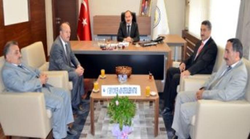 M&uuml;ft&uuml; Caner&rsquo;den Başkan Eyvaz&rsquo;a Ziyaret