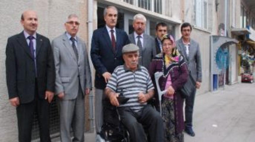 Din G&ouml;revlilerinden Engelli Aracı