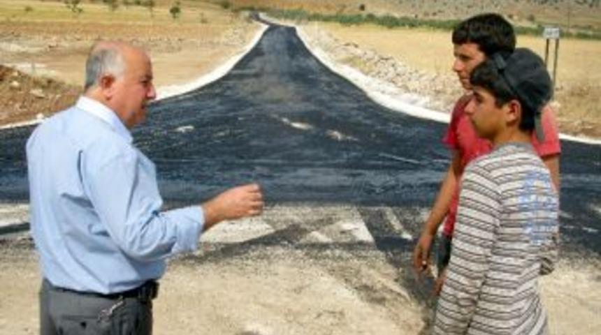Araban İl&ccedil;esinde Asfalt &Ccedil;alışması