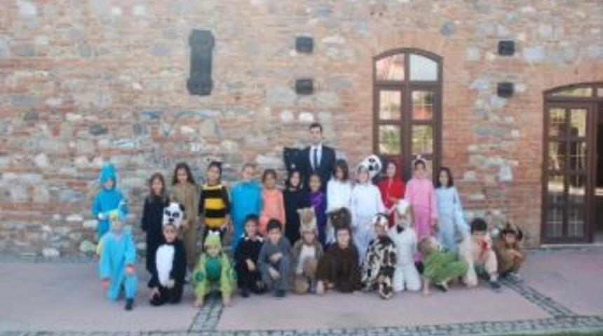 Minikler Hayvan Hakları G&uuml;n&uuml;n&uuml; Kutladı