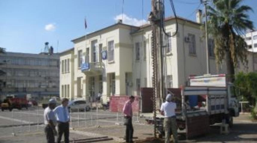 &Ouml;demiş'in Yeni Kent Meydanı İ&ccedil;in &Ccedil;alışmalar Başladı