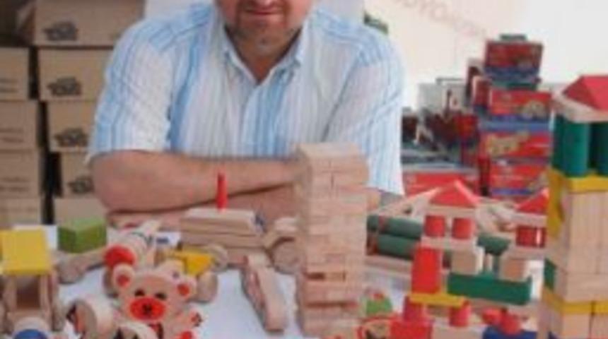4+4+4 Oyuncak Sekt&ouml;r&uuml;n&uuml;n Y&uuml;z&uuml;n&uuml; G&uuml;ld&uuml;recek