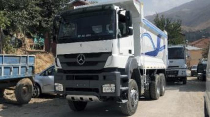 &Ccedil;elikhan Belediyesi &Ccedil;ok Ama&ccedil;lı 1 Adet Kamyon Aldı