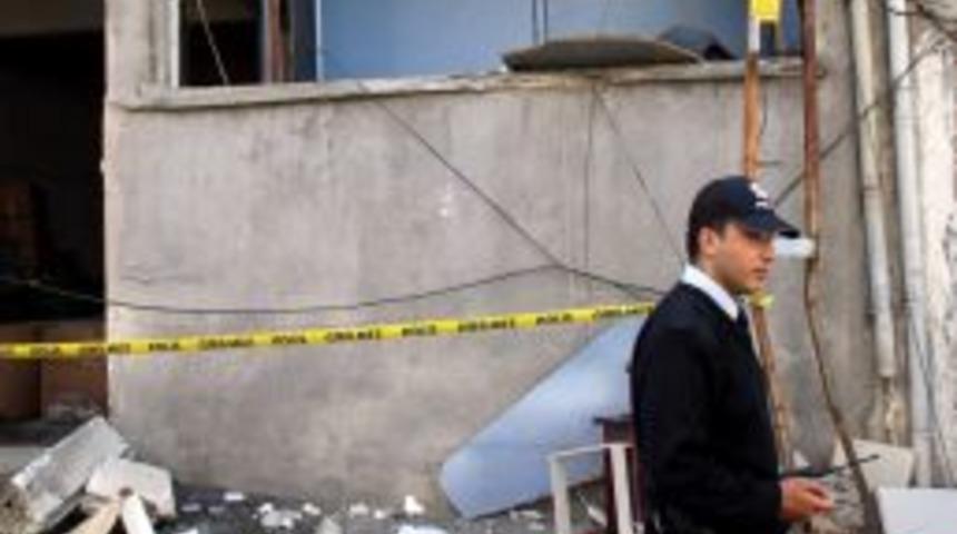 İş Yerinde Sanayi T&uuml;p&uuml; Patladı: 1 Yaralı