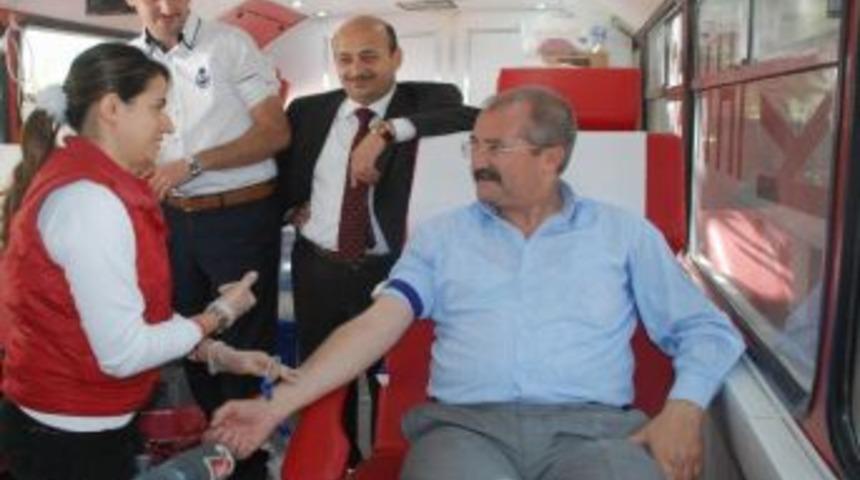 Mhp&rsquo;den Kan Bağışı Kampanyası