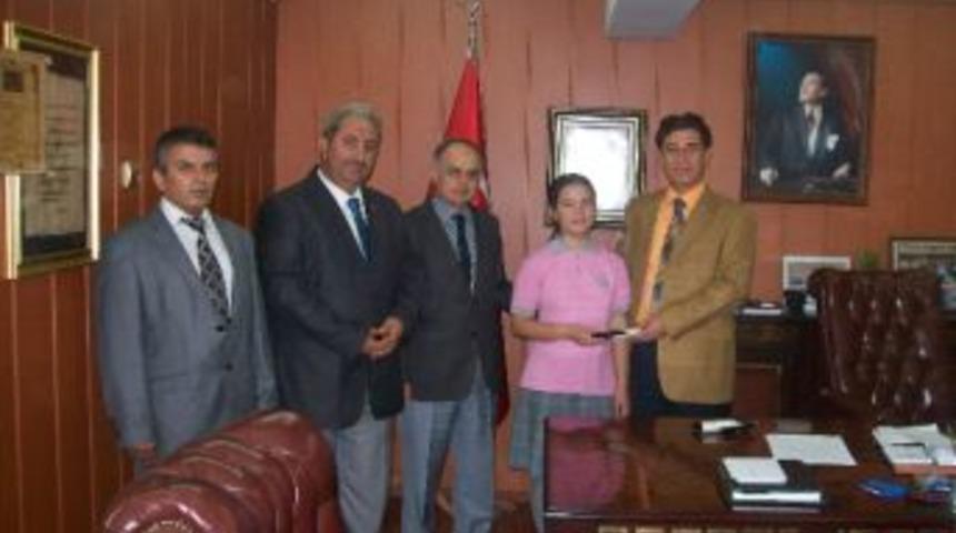 Somalı Tuğ&ccedil;e Uysal'ın Başarısı