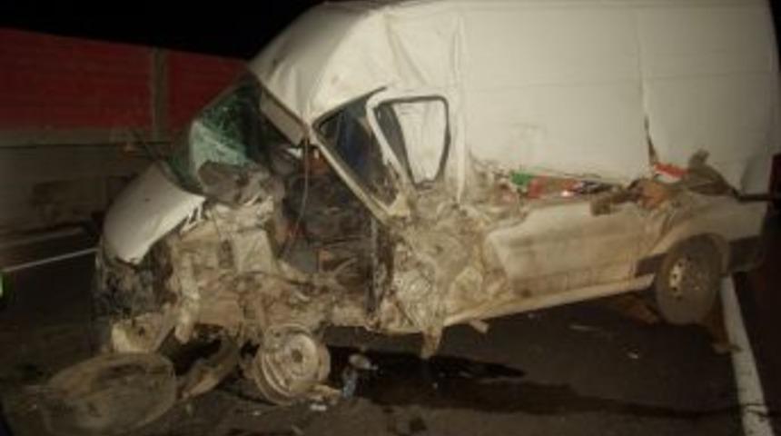 Osmancık&rsquo;ta Trafik Kazası: 2 Yaralı