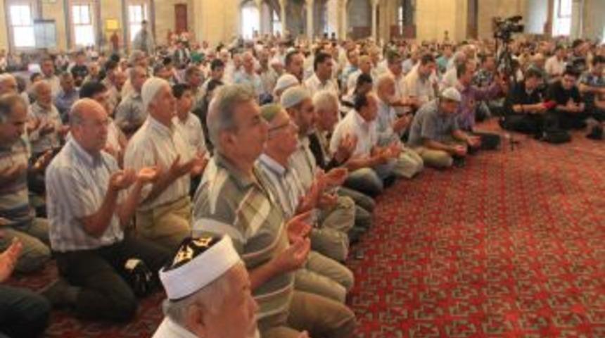 Atıcı: Camiye Gelen Engelliler Daha Fazla Sevap Kazanıyor