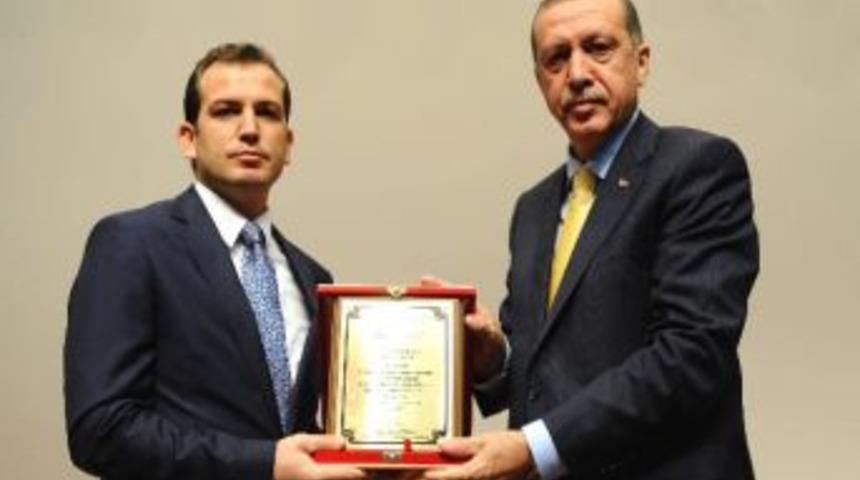 Yılın Milletvekili Danışmanı Oldu