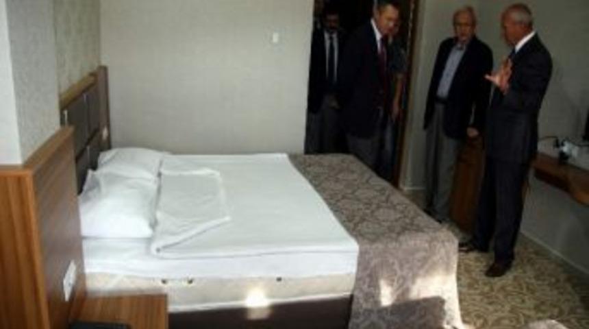 Sıcak &Ccedil;ermik Tesisleri A&ccedil;ıldı