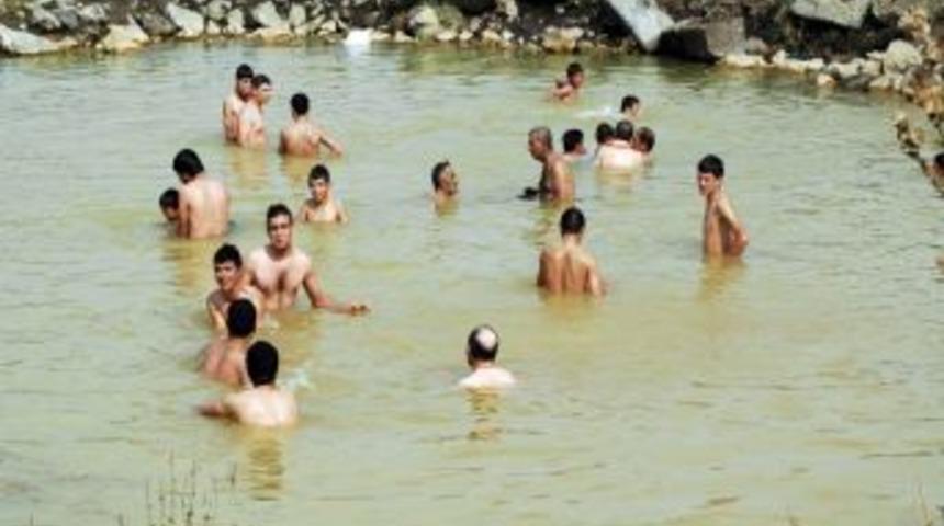 Sifa Arayanlar Budaklı Kaplıcaları'na Akın Ediyor