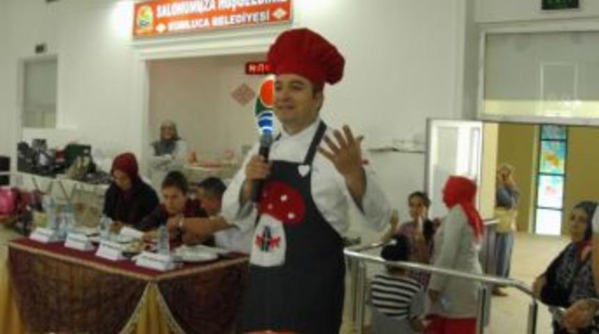 Oktay Usta Kumluca'da