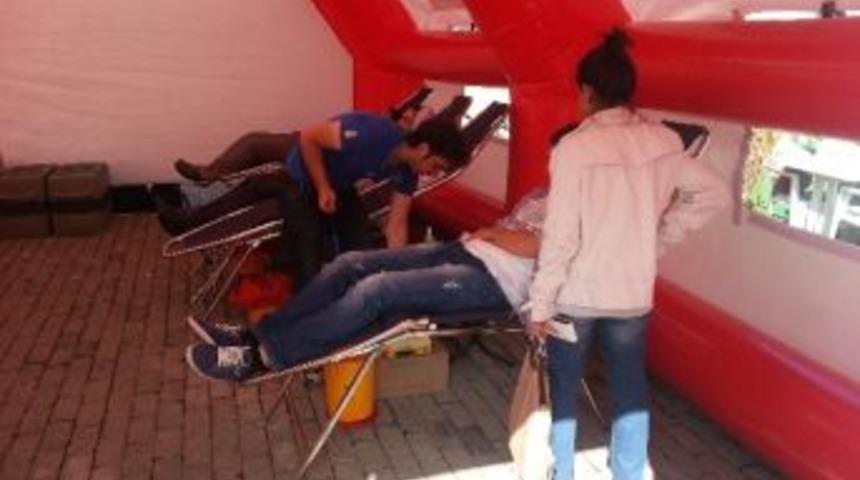 Şebinkarahisar&rsquo;da Kan Bağışı