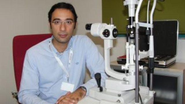 Suriyeli Mültecinin Gözünden Şarapnel Parçası Çıkarıldı