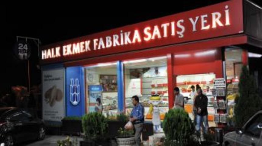 Halk Ekmek, Fabrika &Ouml;n&uuml;ndeki B&uuml;fede 24 Saat Satış Yapıyor