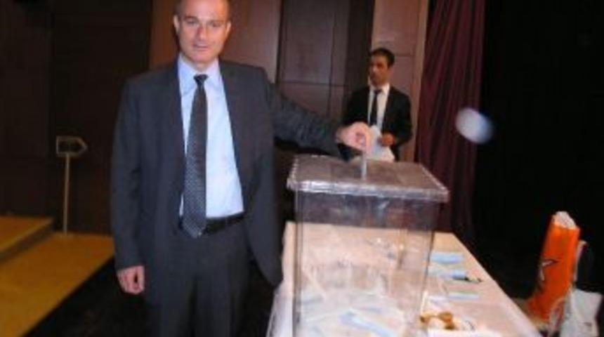 Malatya Barosu&rsquo;nda Y&ouml;netim İ&ccedil;in Oy Kullanılmaya Başlandı