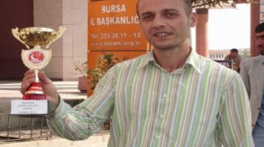 Saadet Partisi'nden Ak Parti'ye Zam Şampiyonluğu Kupası