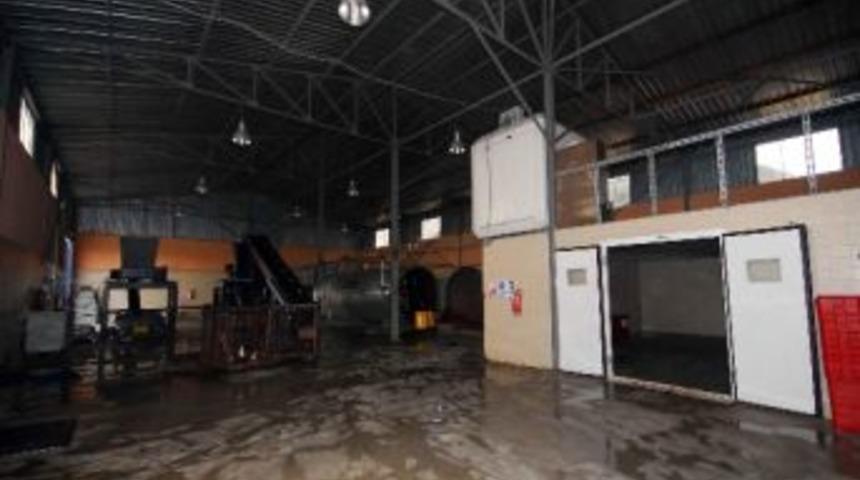 Kocaeli'de G&uuml;nde 5 Ton Tıbbi Atık Toplanıyor