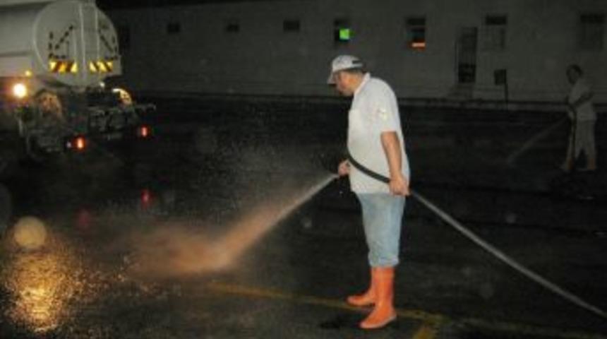 Manisa'da Eğitim Yuvalarına Temizlik