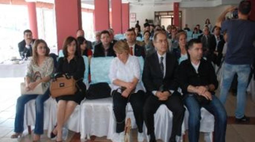 G&ouml;kmenoğlu Yeniden Baro Başkanı Se&ccedil;ildi