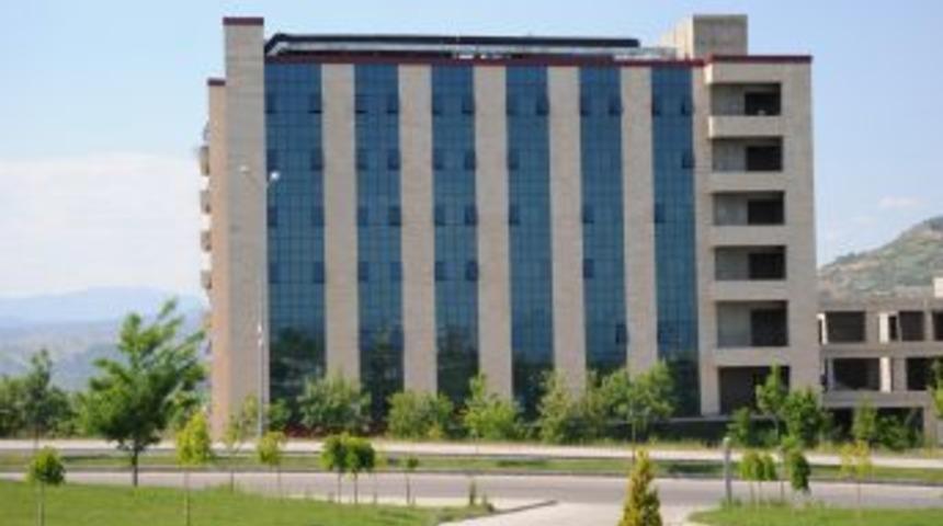 KS&Uuml; Tıp Fak&uuml;ltesi Hastanesi 2 Yıl Erken Bitecek