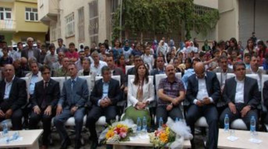 &Uuml;nl&uuml; Iş Adamı, &Ccedil;ermik&rsquo;e Yurt Ve Dershane Hediye Etti