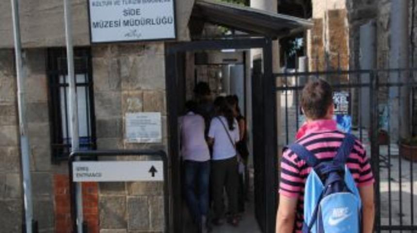 &Ccedil;ocuklar, Tarihi &Ouml;ren Yerleri Ve M&uuml;zeleri M&uuml;ze &Ccedil;ocuk Dergisiyle Tanıyor