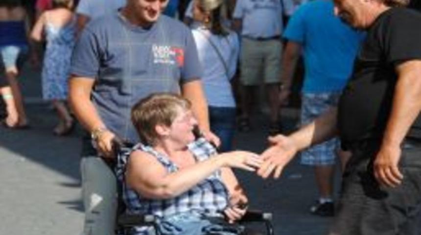 Kapalı Ve Yağmurlu Hava, Side'de Esnafın Y&uuml;z&uuml;n&uuml; G&uuml;ld&uuml;rd&uuml;