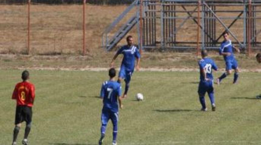 Sel&ccedil;uk Belediye Amat&ouml;r Takımı İlk Ma&ccedil;ta Galip