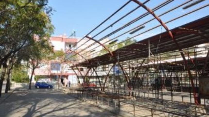 Salihli&rsquo;nin Pazar Pazarı Modernize Ediliyor