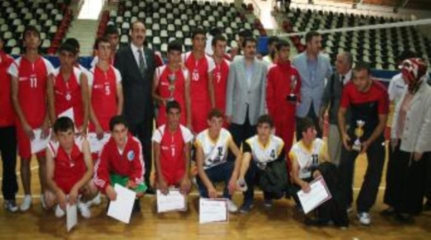 T&uuml;rkiye Voleybol Doğu Anadolu B&ouml;lge Turnuvası Sona Erdi