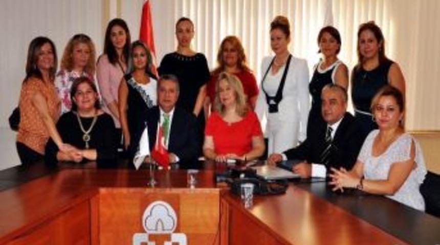 İşkad, Ato&rsquo;dan 10 Kadın Meclis &Uuml;yesi S&ouml;z&uuml; Aldı