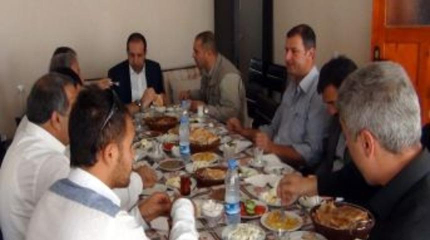 Milletvekili &Ccedil;iftci Gazetecilerle Bir Araya Geldi