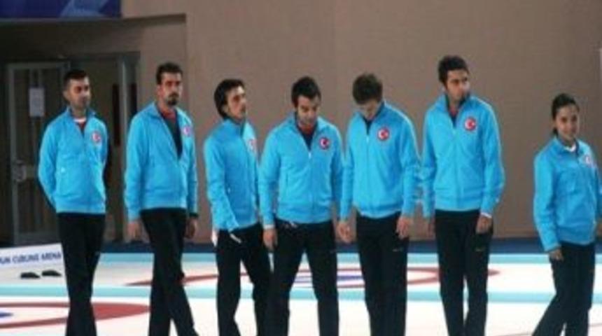 Curlıng&rsquo;de T&uuml;rkiye&rsquo;den &Ccedil;ifte Galibiyet