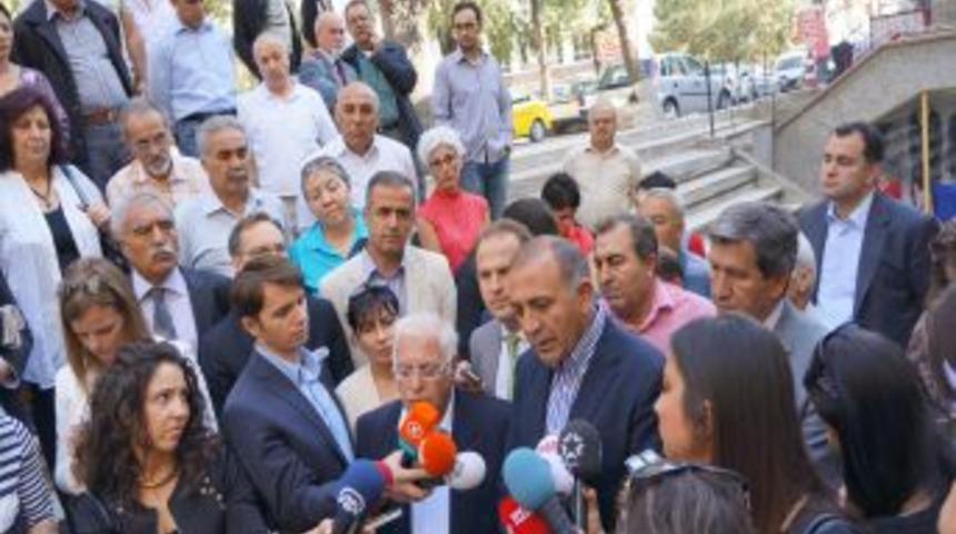 CHP'li Tekin: Başbakan Suriye'ye Gideceğine Hakkari'ye Gitsin