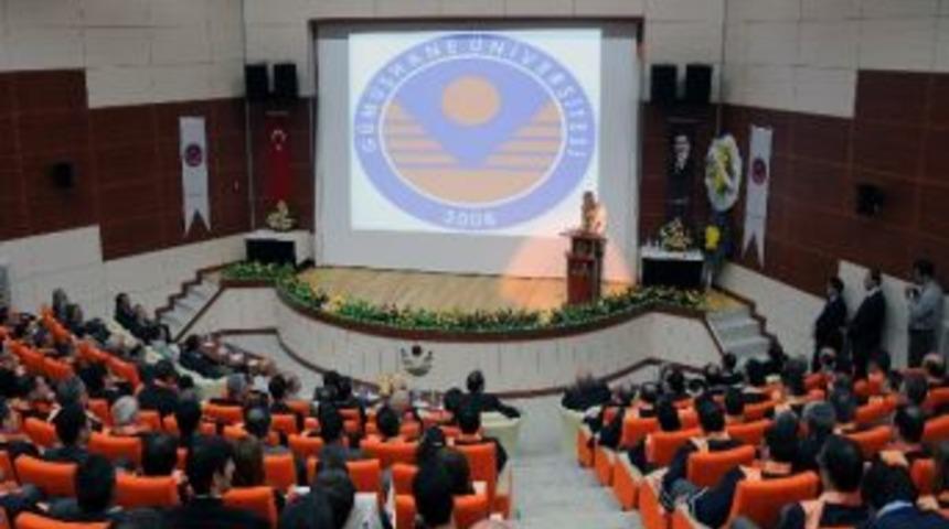 G&uuml;m&uuml;şhane &Uuml;niversitesinde Akademik Yıl A&ccedil;ılışı