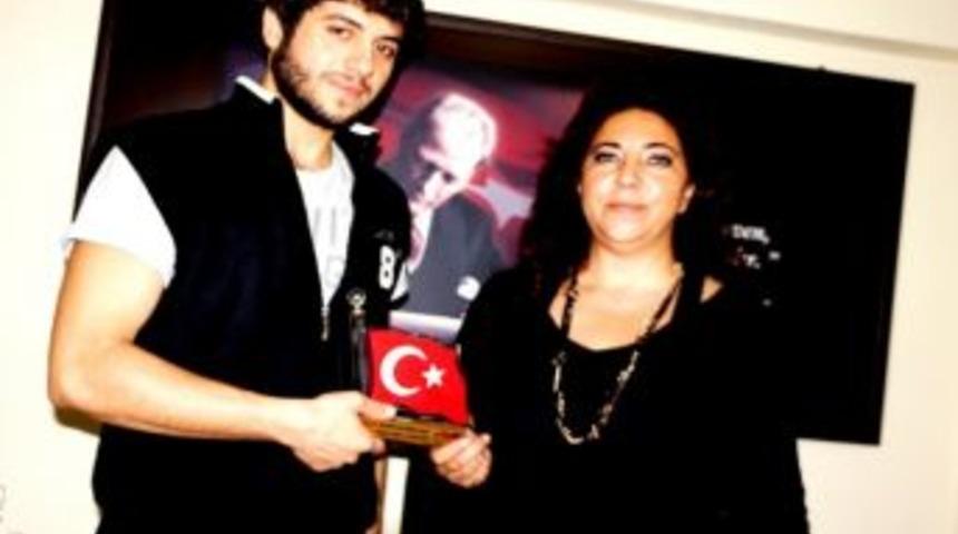 Bilek G&uuml;reşi Şampiyonu