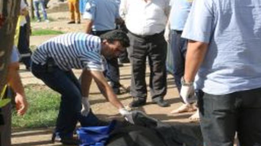 Kayıp Gencin Cesedi Sulama Kanalında Bulundu