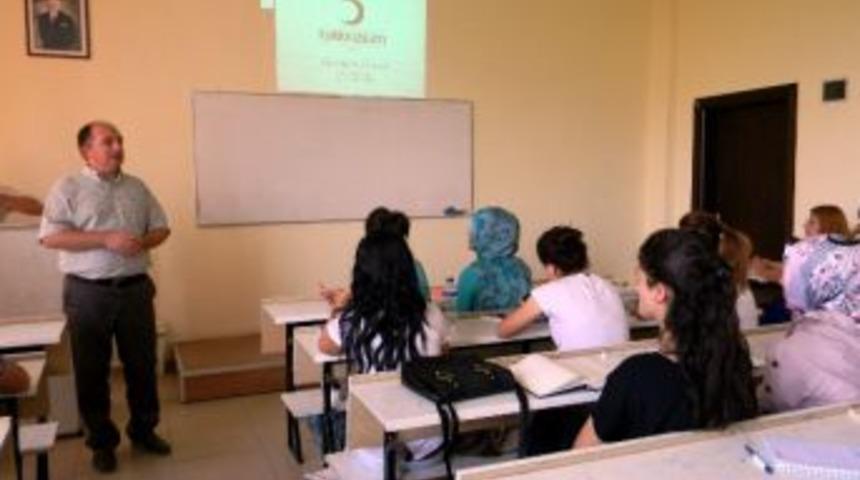 Ad&uuml; At&ccedil;a Meslek Y&uuml;ksekokulu&rsquo;nda &Ccedil;ifte Oryantasyon