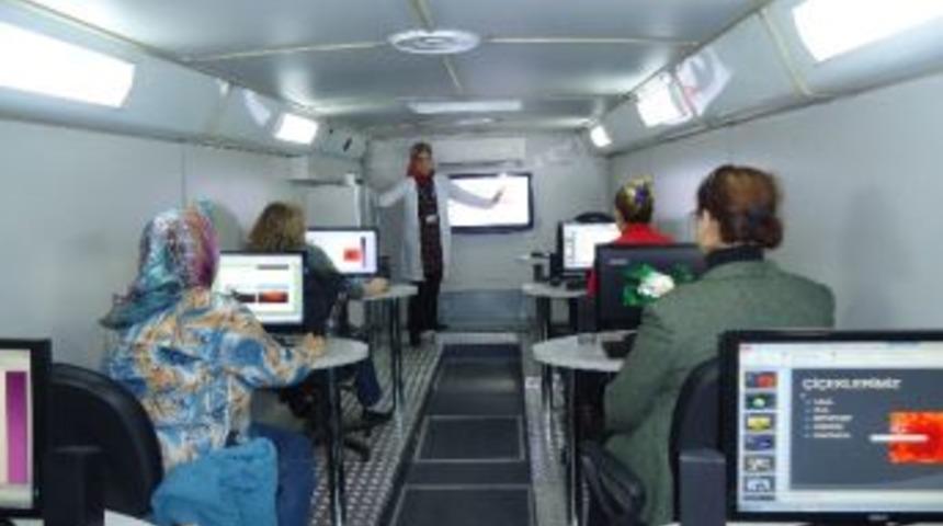 Anneler Bilgisayar Kurdu Oldu