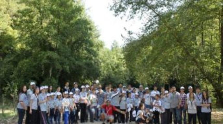 Kocaelili İzciler Y&uuml;r&uuml;yor