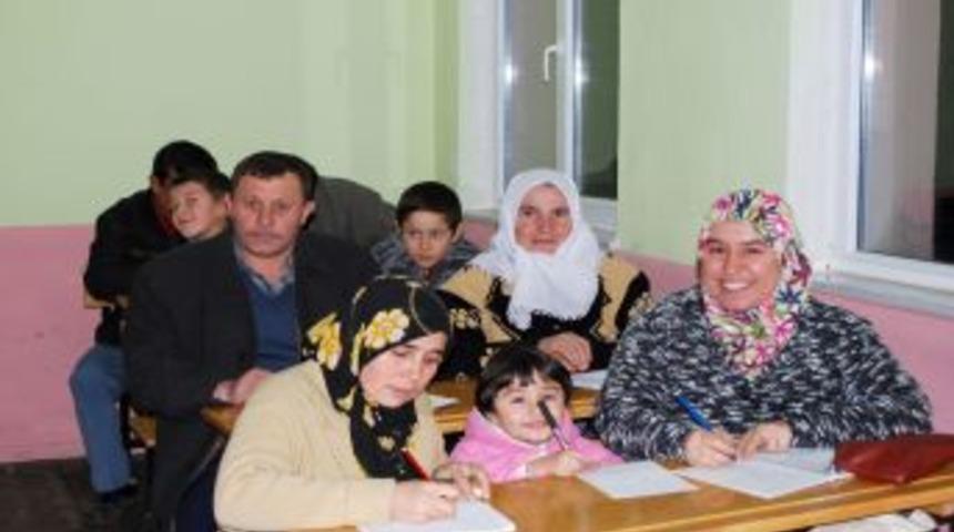 Pazarlar Halk Eğitimi Merkezi Meslek Edindirme Kursları Açıyor