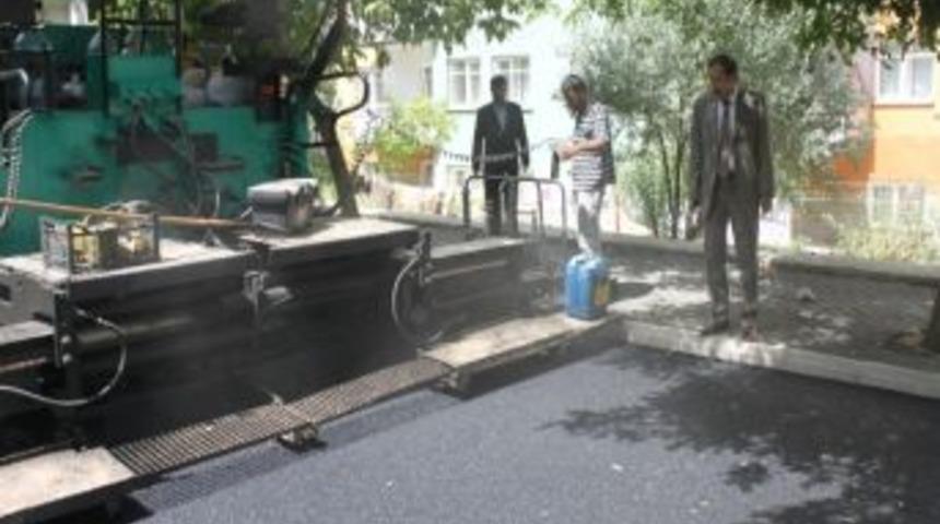 2 Milyon Metrekare Asfalt D&ouml;ken Paland&ouml;ken Belediyesi Rekor Kırdı