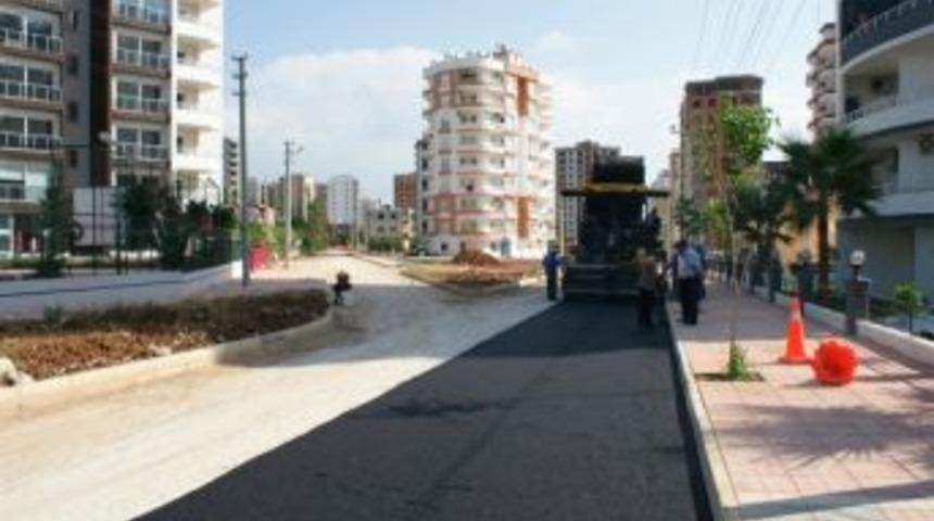 Mezitli Belediyesi Asfalt Ve Kaldırım &Ccedil;alışmalarını S&uuml;rd&uuml;r&uuml;yor