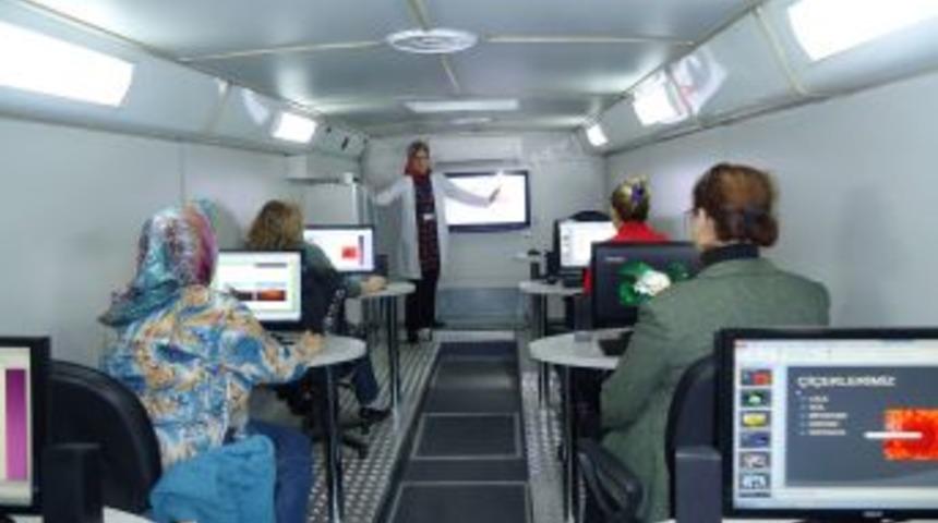 Mobil Kurslarla 3 Bin Kadın Bilgisayar &Ouml;ğrendi