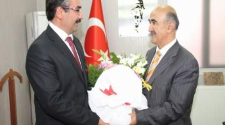 İl&ccedil;e M&uuml;ft&uuml;s&uuml;nden Başkan Yıldırım&rsquo;a Teşekk&uuml;r