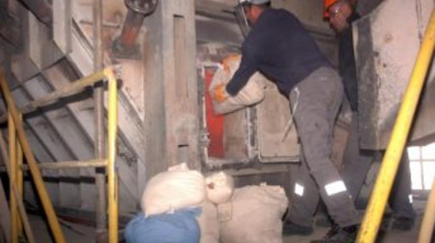 2,5 Ton Uyuşturucu Fırında Yakılarak İmha Edildi