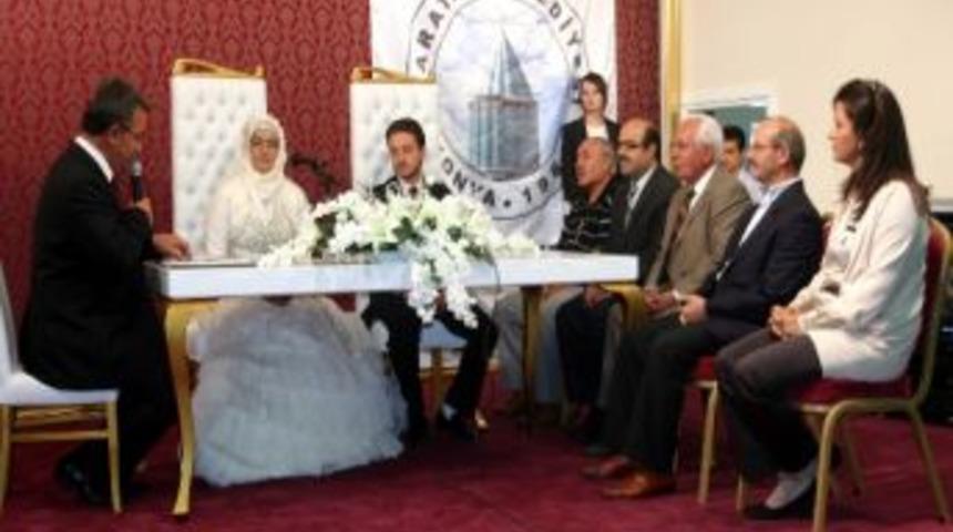 Aziziye K&uuml;lt&uuml;r Merkezi &ldquo;nikah T&ouml;reni&rdquo; İle A&ccedil;ıldı