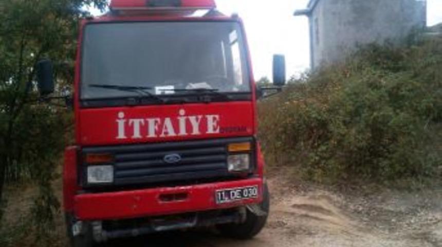 İtfaiye K&ouml;ylere Su Dağıtıyor